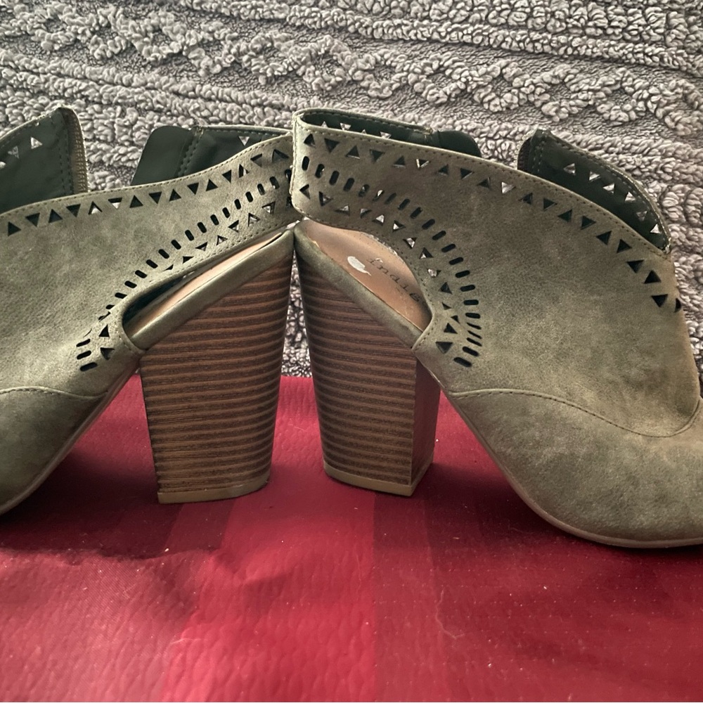 Indigo Rd. Women's Open Toe Heels
